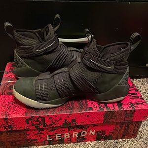 Lebron Soldier 11 XI SFG “Prototype”